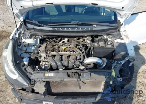 2015 Hyundai Elantra Se z USA, uszkodzony, nr VIN 5NPDH4AE7FH620447